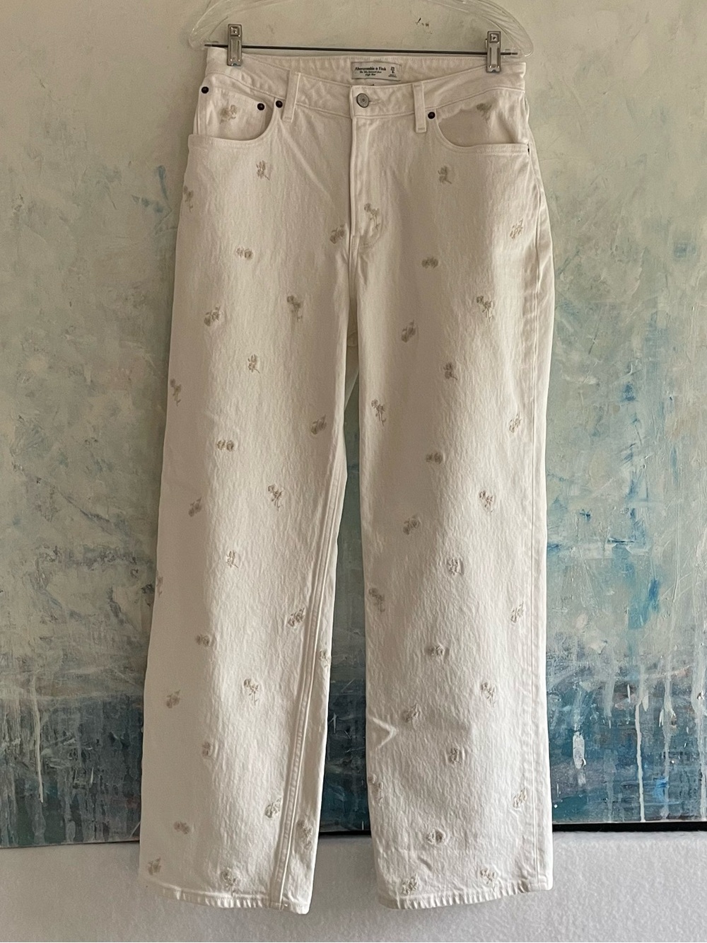 Abercrombie & Fitch CURVE LOVE HighRise 90s Relaxed Embroidered Jeans Cream 29/8
